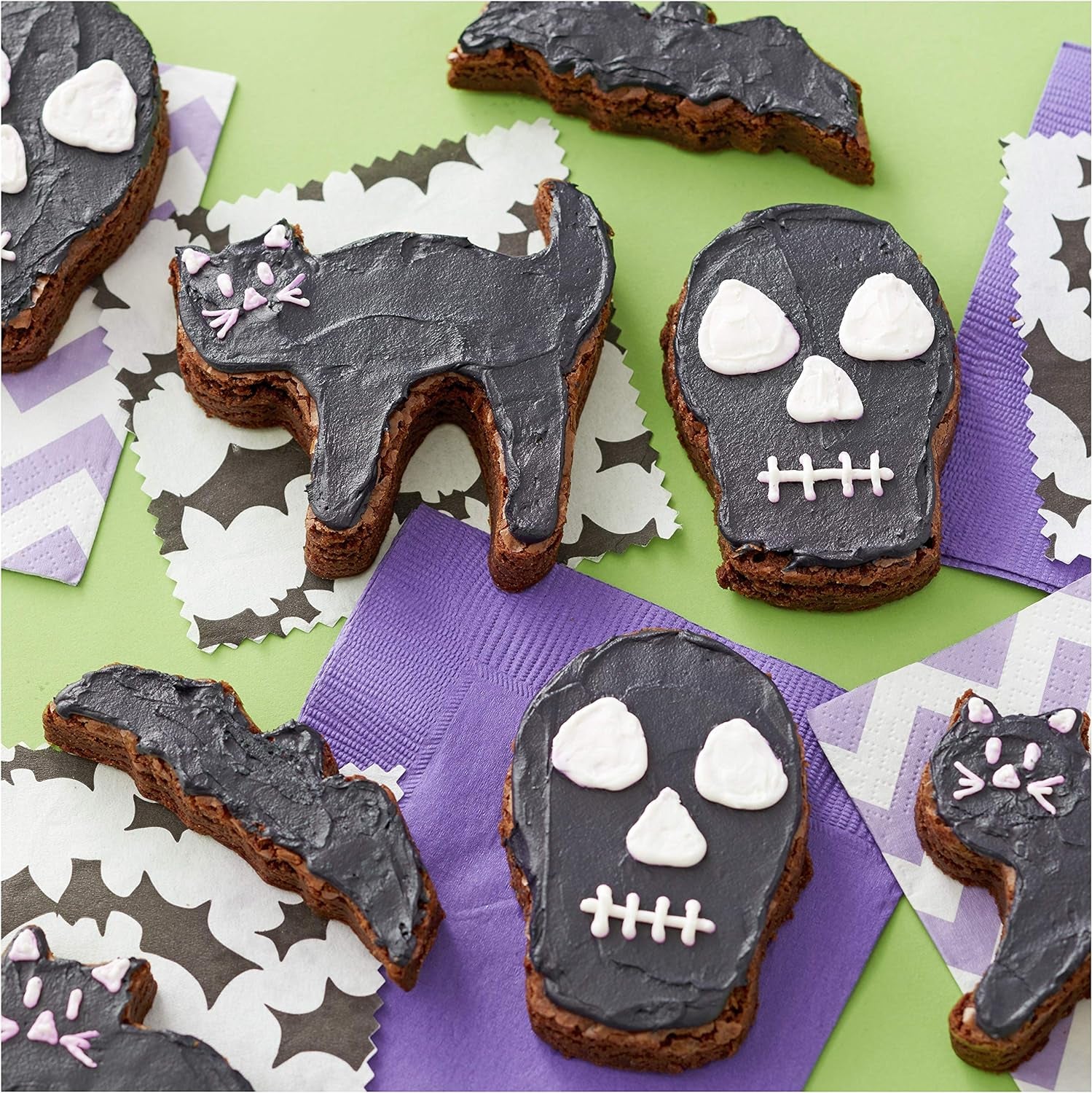 Halloween Metal Cookie Cutter Set, 18-Piece